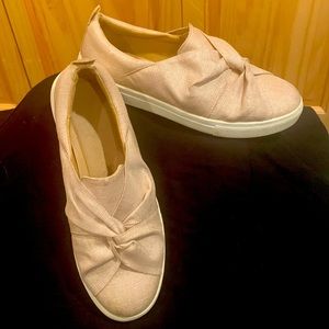 Skecher Street memory foam slip on shoes. Light rose gold in color. Size 7.5